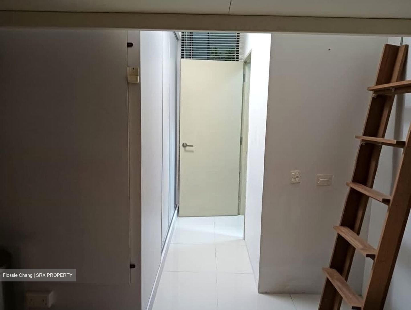 Lakepoint Condominium (D22), Condominium #561384291